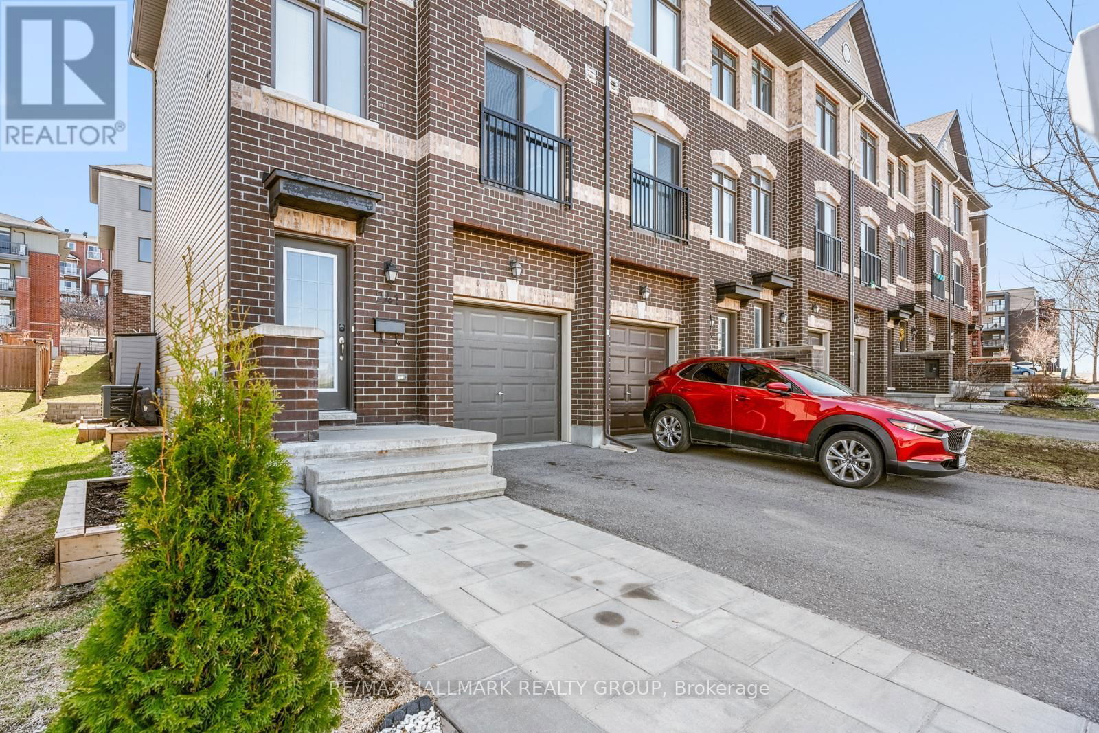 241 ERIC CZAPNIK WAY Image 3
