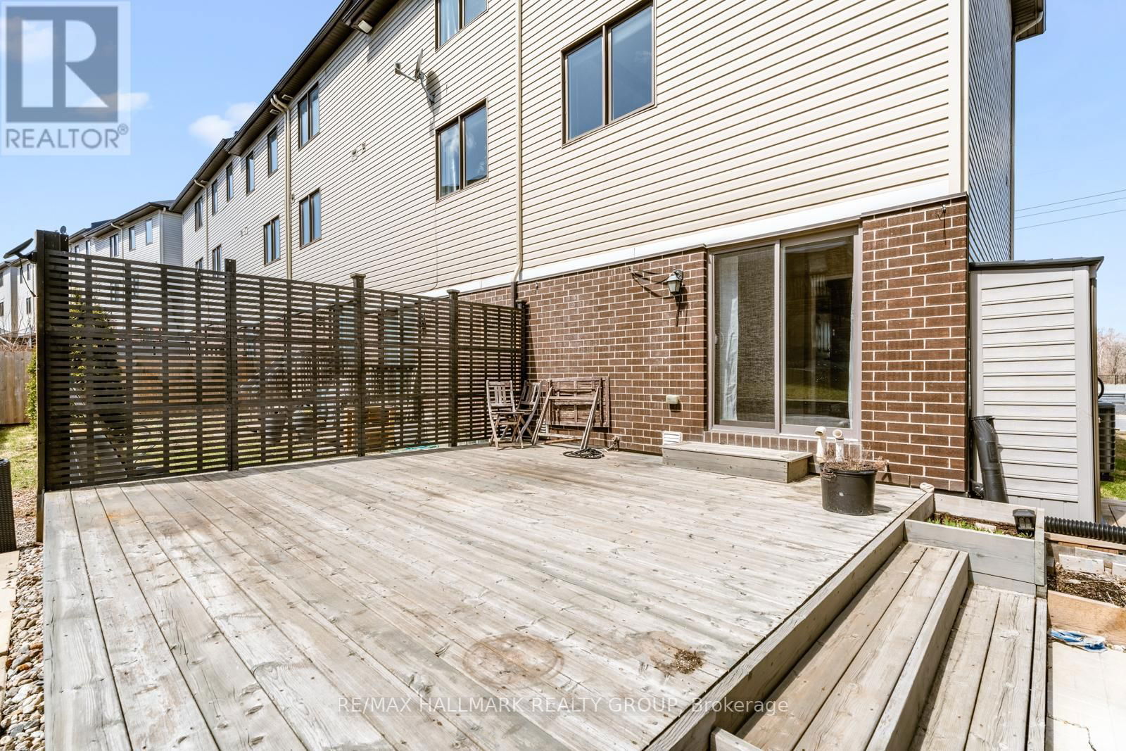 241 ERIC CZAPNIK WAY Image 35