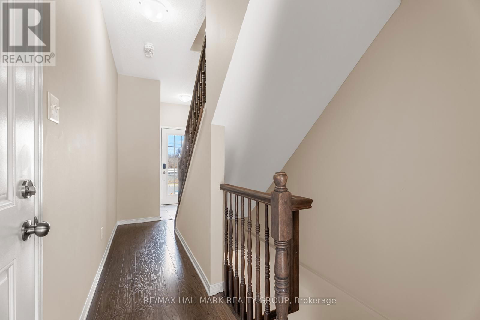 241 ERIC CZAPNIK WAY Image 8