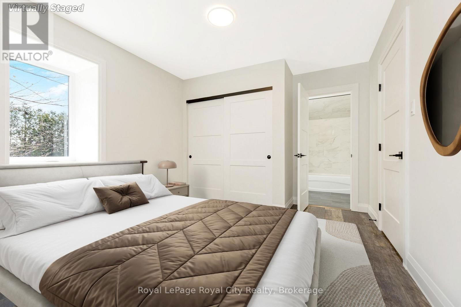 33 ISLINGTON AVENUE Image 14