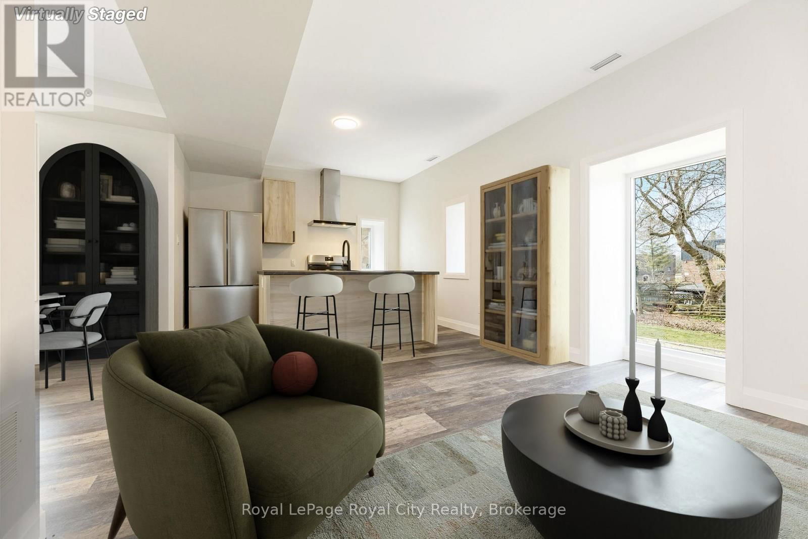 33 ISLINGTON AVENUE Image 30