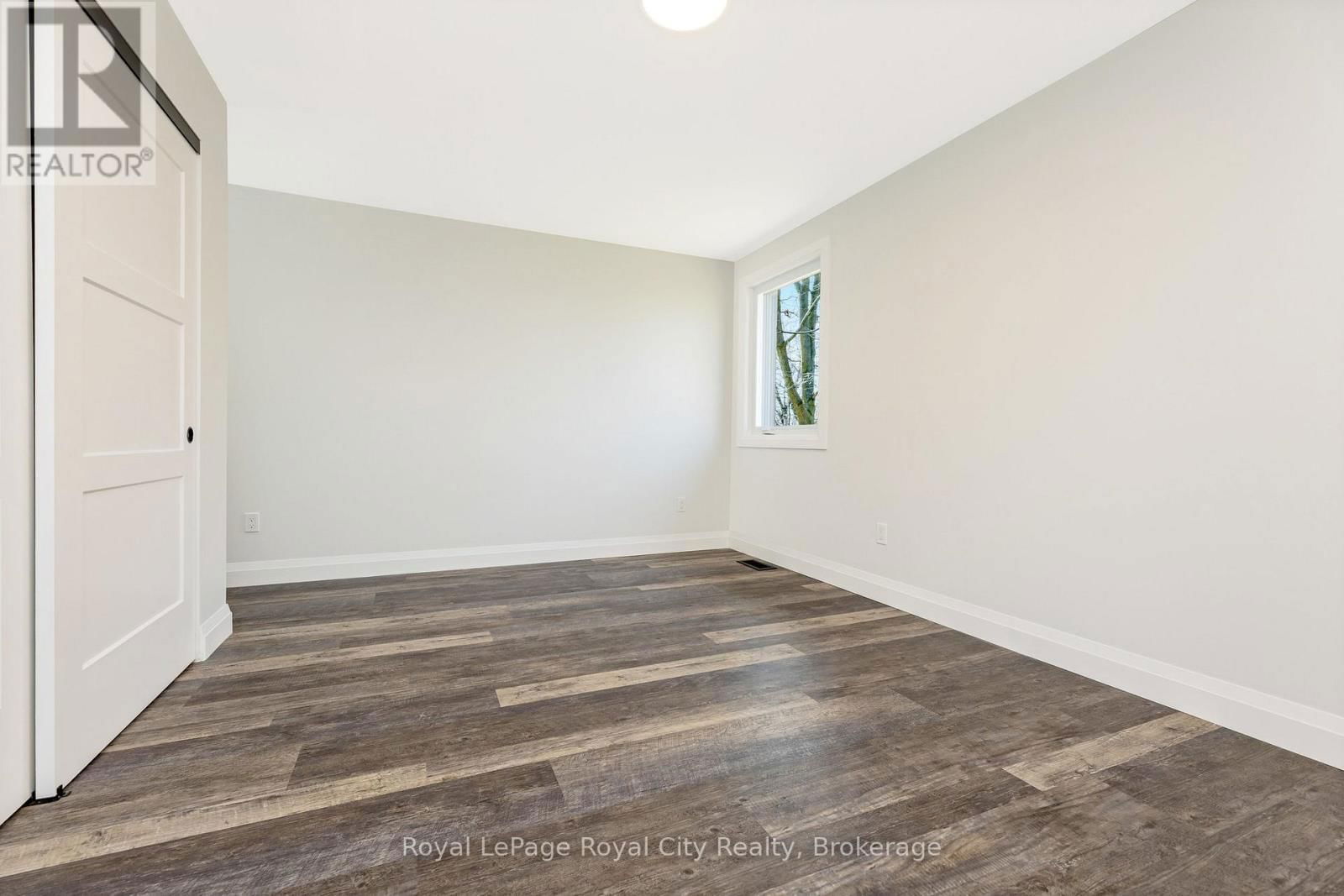 33 ISLINGTON AVENUE Image 34