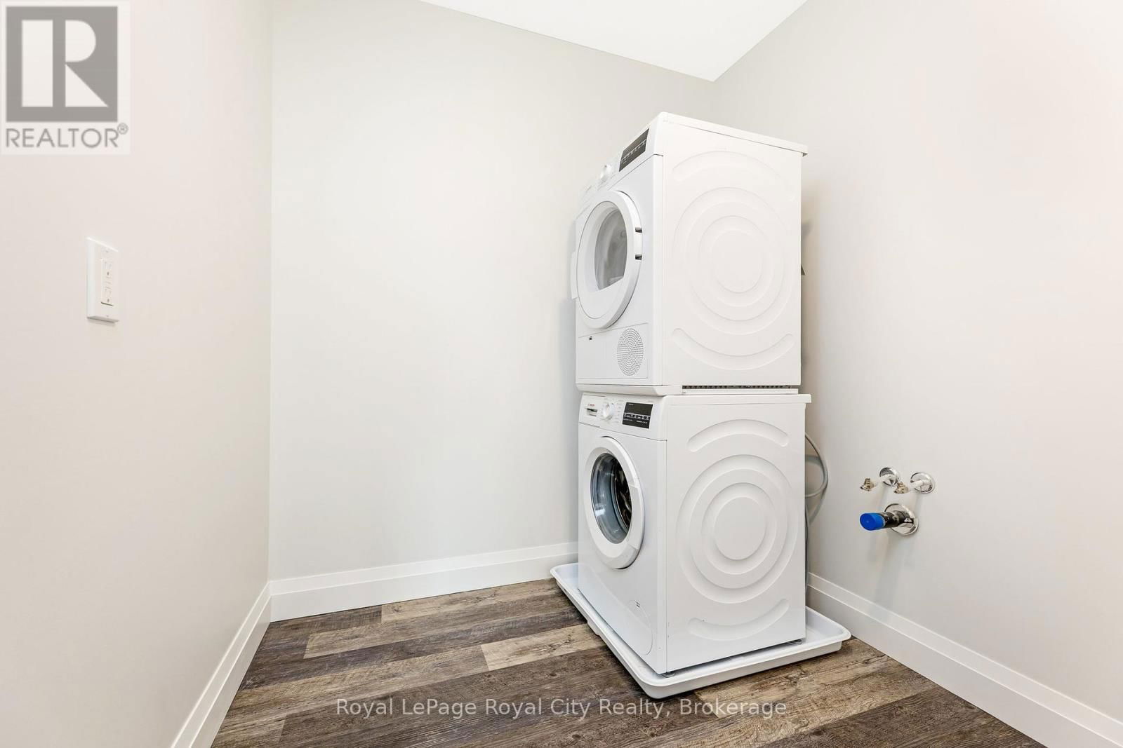 33 ISLINGTON AVENUE Image 38