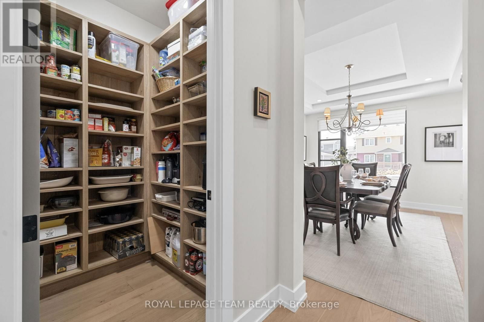 621 GAINSBOROUGH AVENUE Image 18
