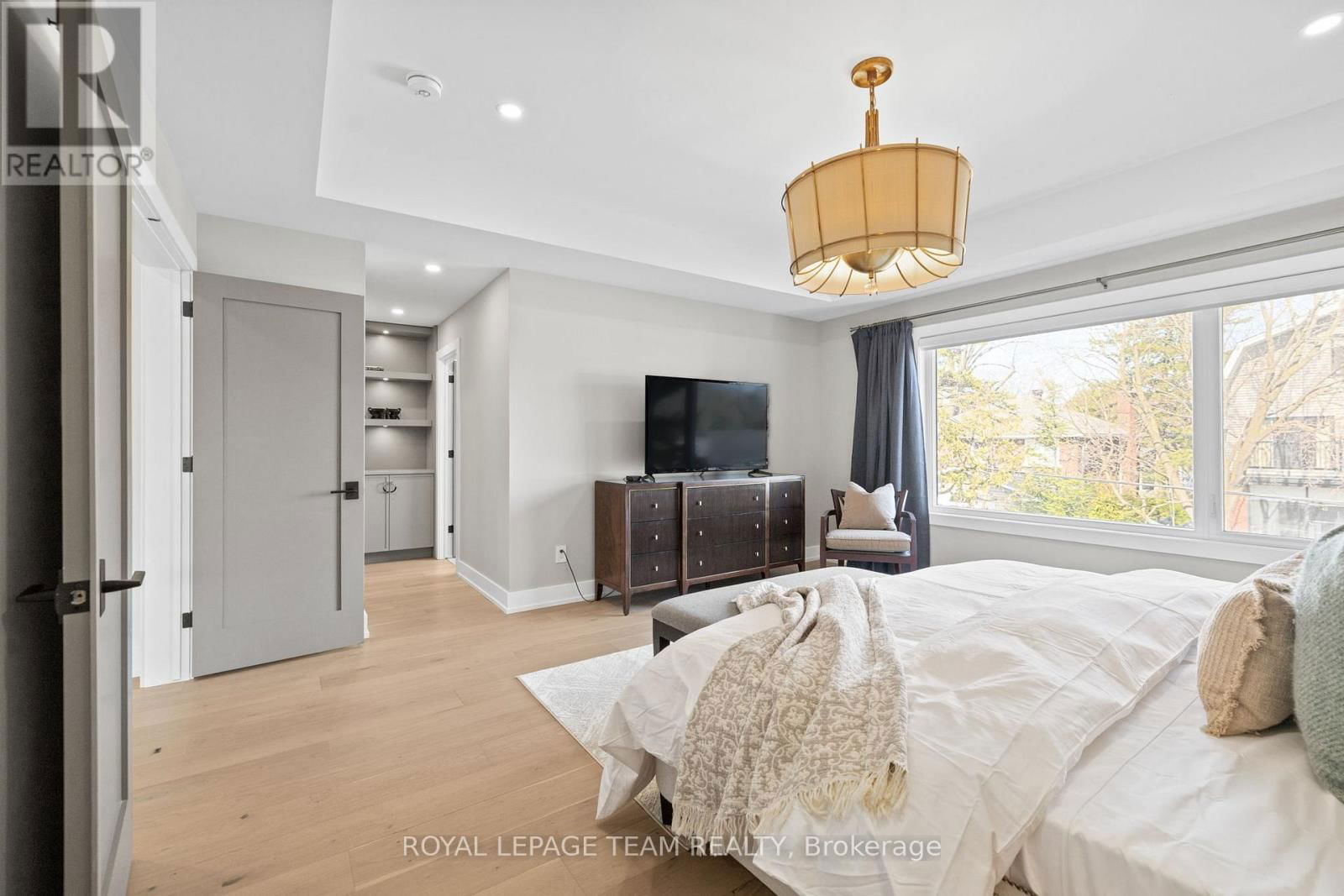 621 GAINSBOROUGH AVENUE Image 20