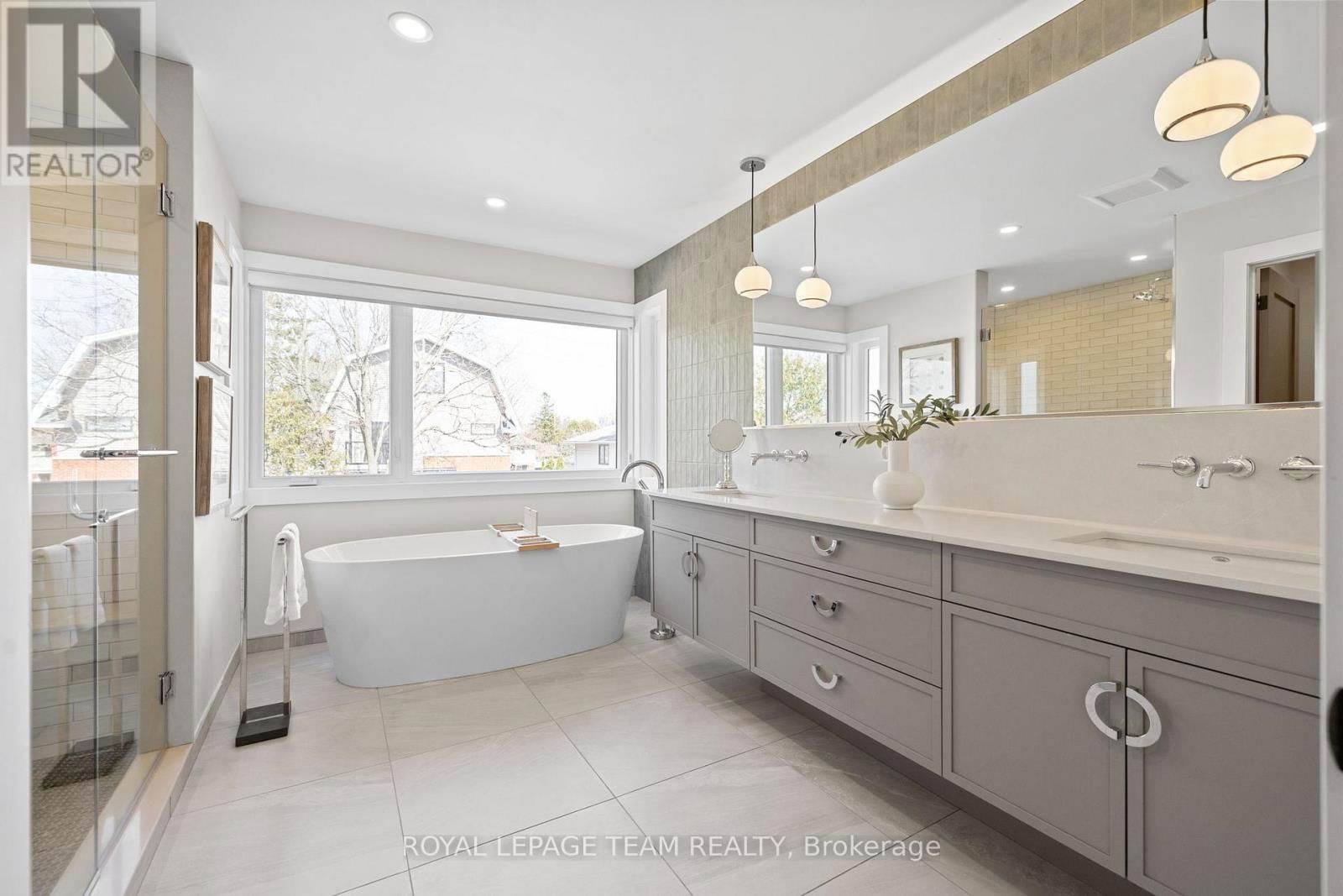 621 GAINSBOROUGH AVENUE Image 21