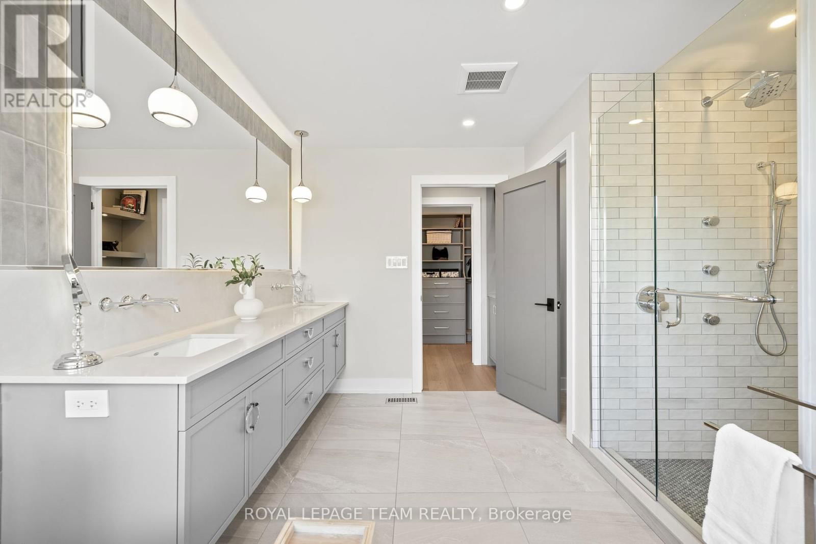 621 GAINSBOROUGH AVENUE Image 22