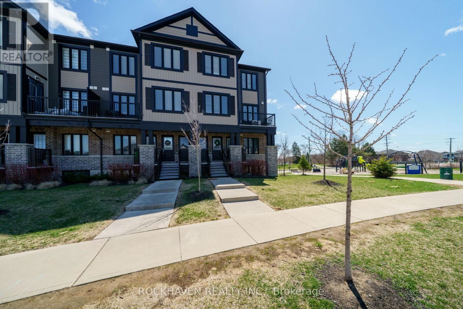 E - 148 ROCHEFORT STREET Image 1