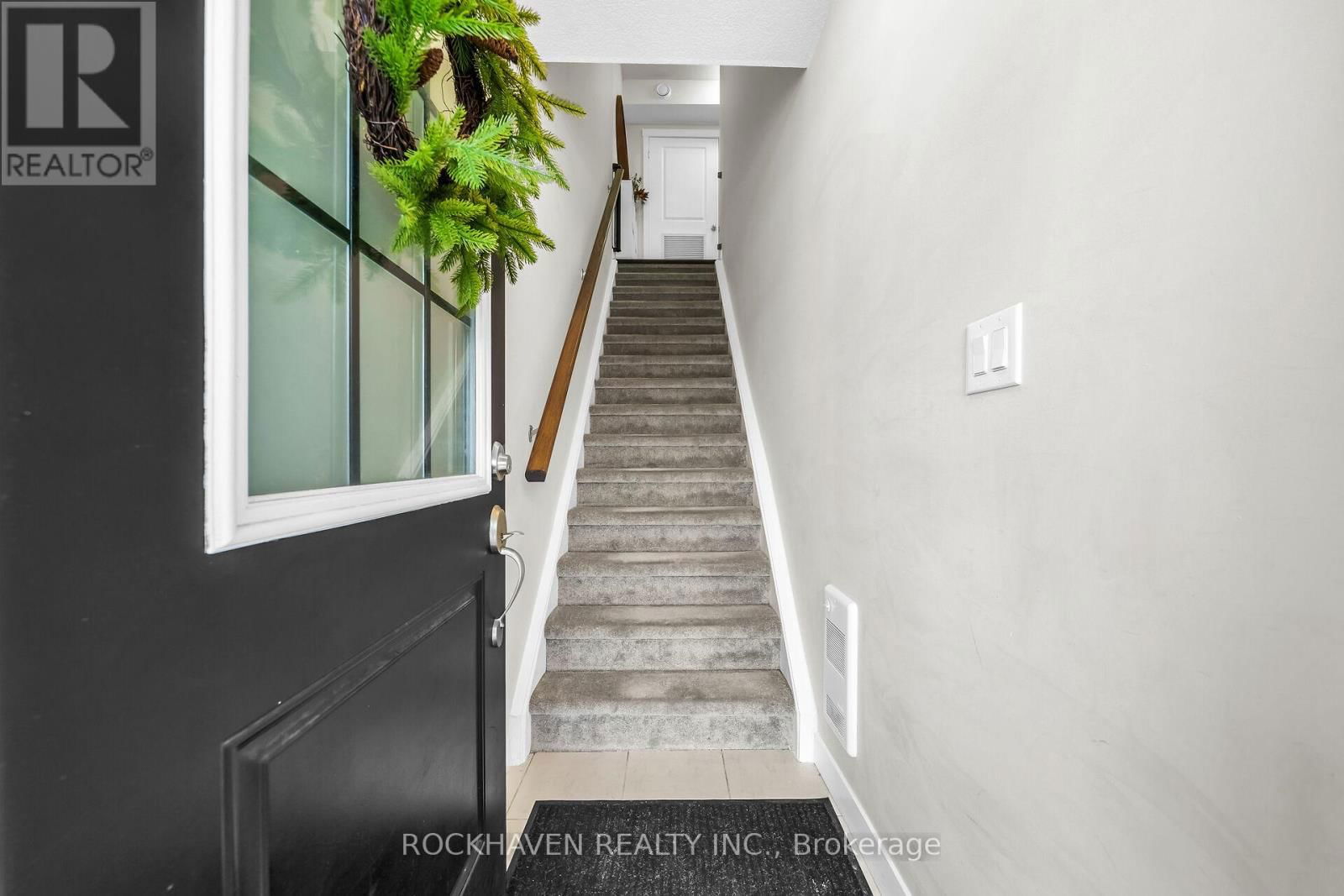 E - 148 ROCHEFORT STREET Image 3