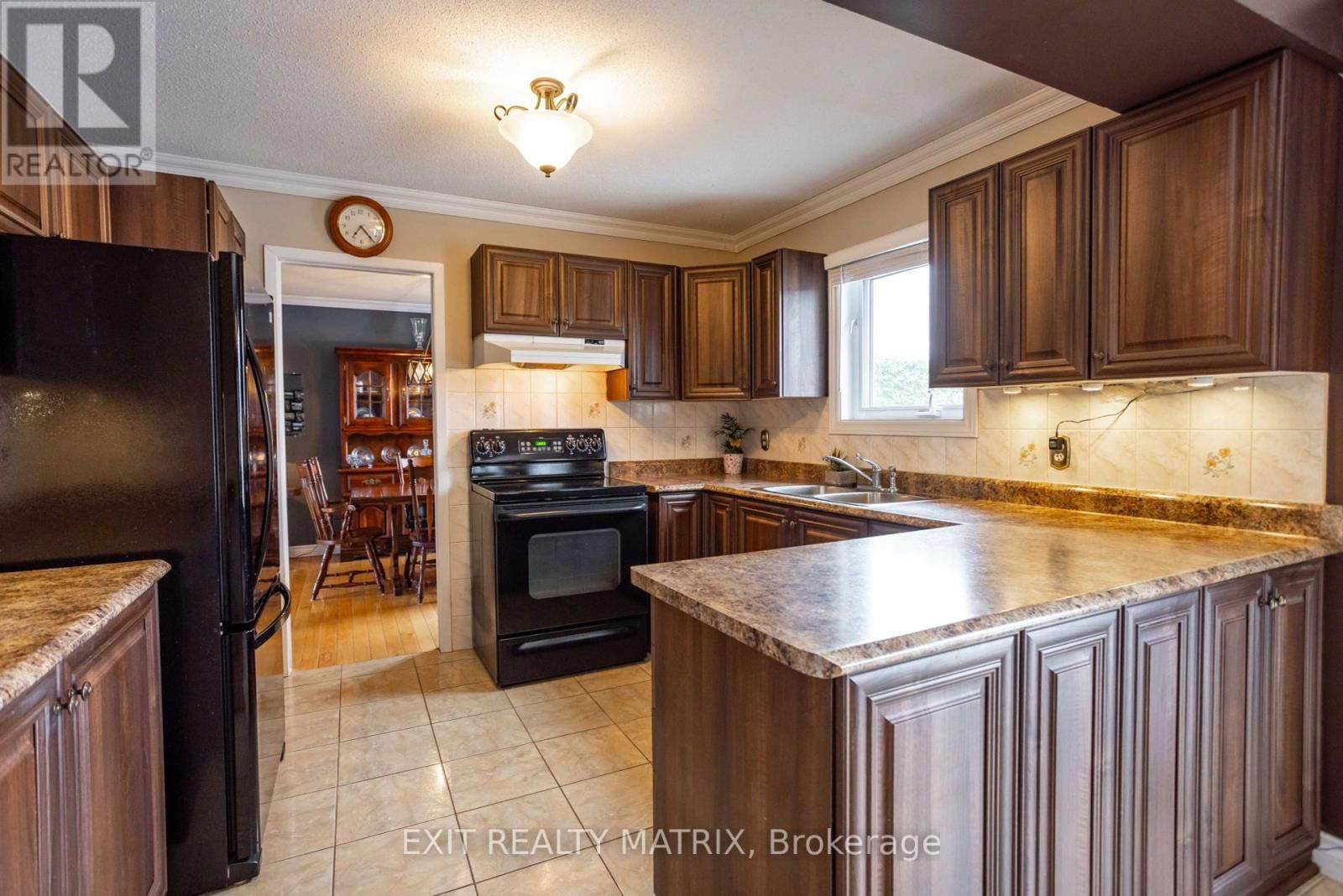 124 MENARD STREET Image 12