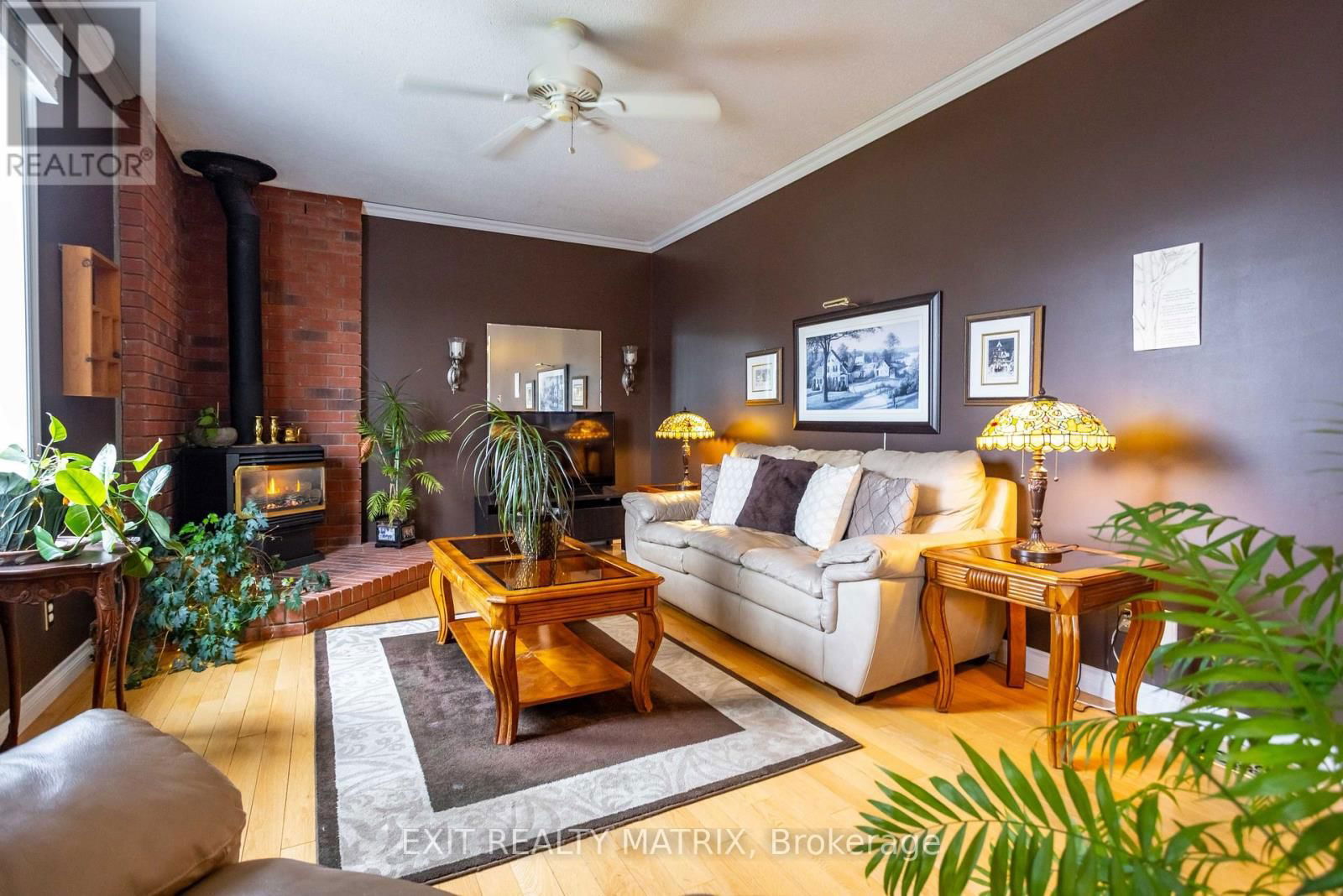 124 MENARD STREET Image 17