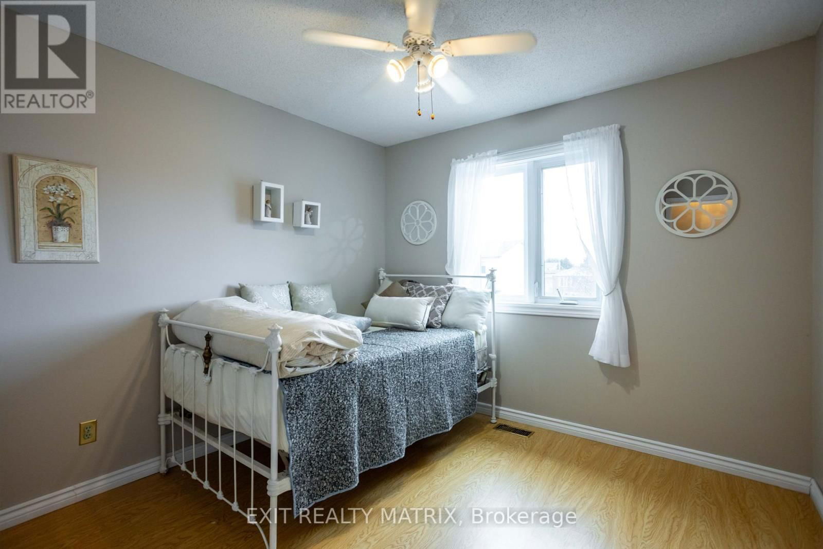 124 MENARD STREET Image 32