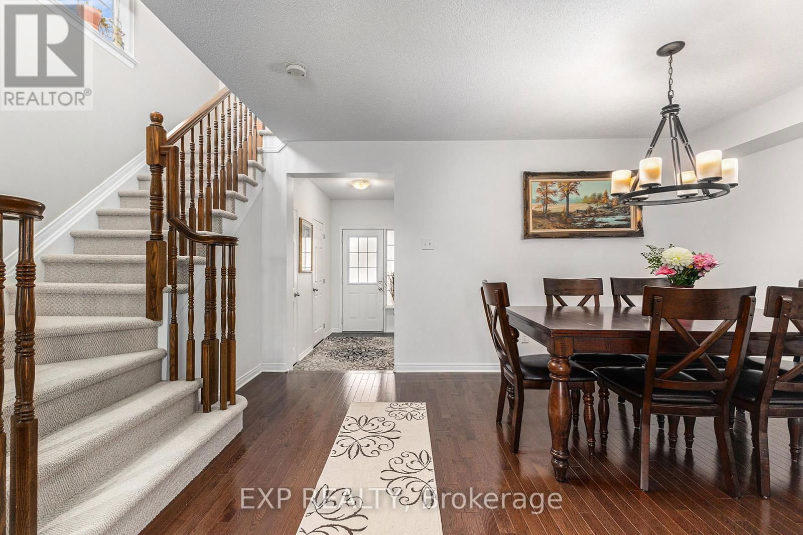 407 HEATHROW PRIVATE Image 9