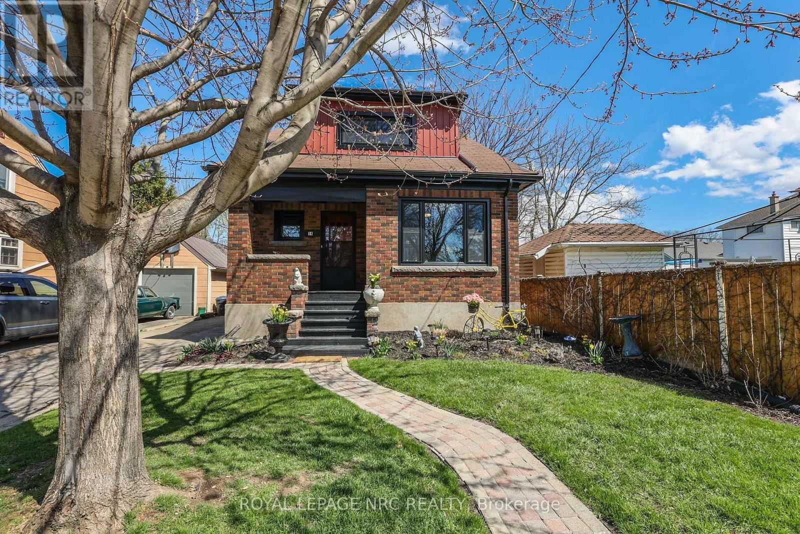 14 HURON STREET Image 2