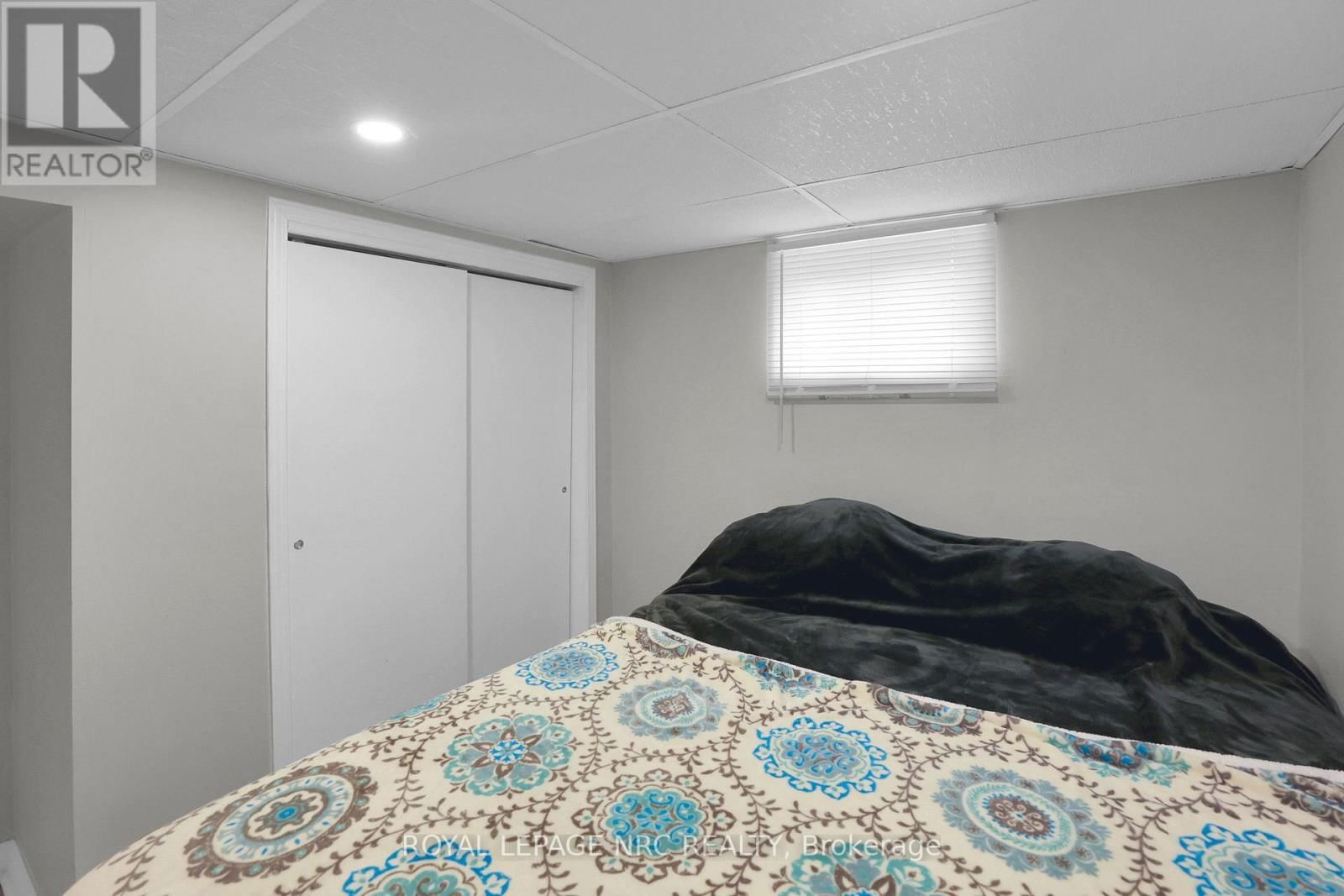 14 HURON STREET Image 28
