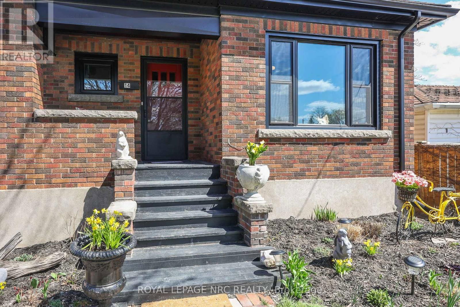 14 HURON STREET Image 4