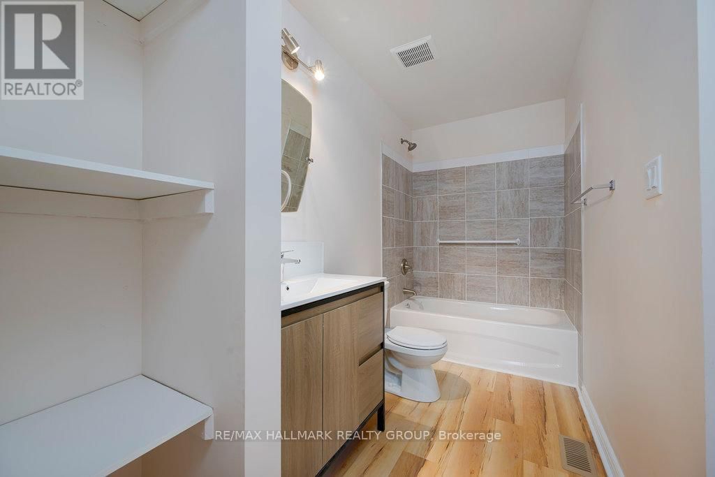 50 CARSS STREET Image 16