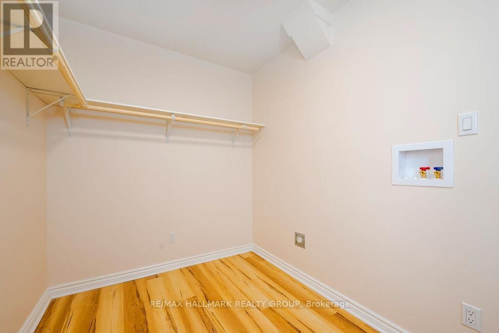50 CARSS STREET Image 17