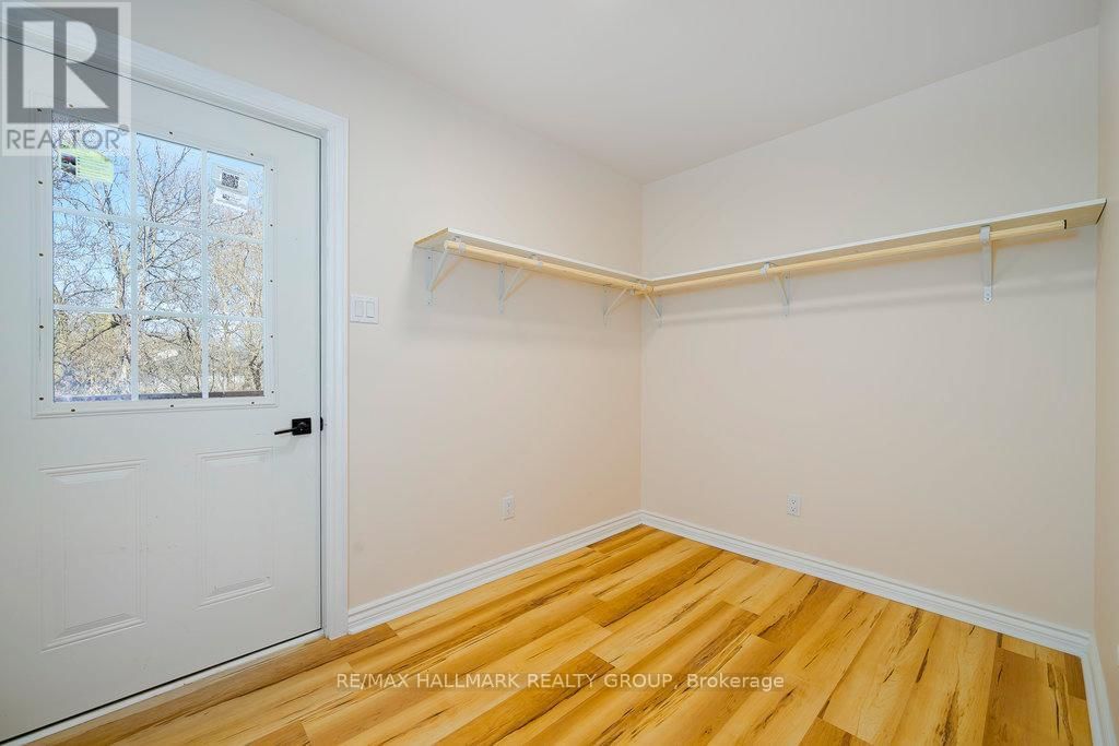 50 CARSS STREET Image 18