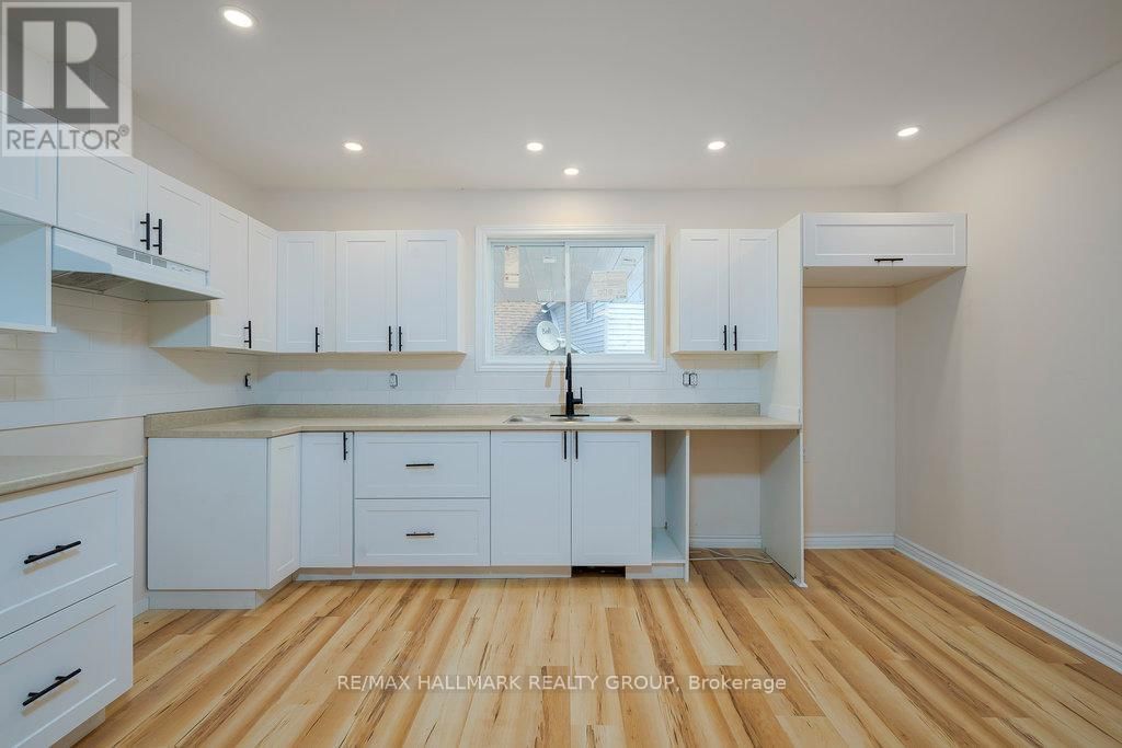 50 CARSS STREET Image 9