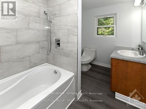 3854 PRINCE OF WALES DRIVE Image 17