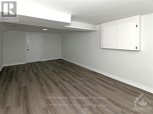 3854 PRINCE OF WALES DRIVE Image 19