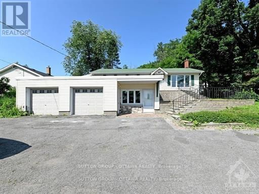 3854 PRINCE OF WALES DRIVE Image 2