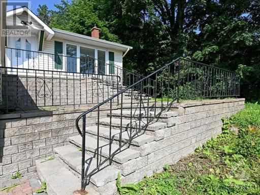 3854 PRINCE OF WALES DRIVE Image 5