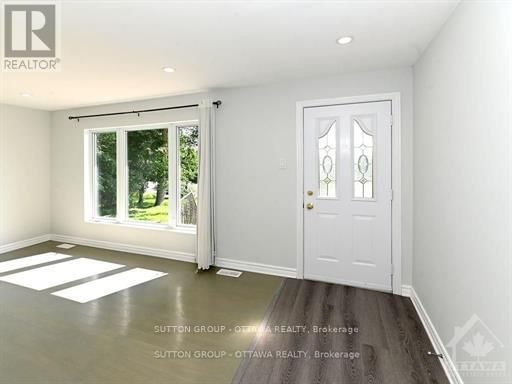 3854 PRINCE OF WALES DRIVE Image 7