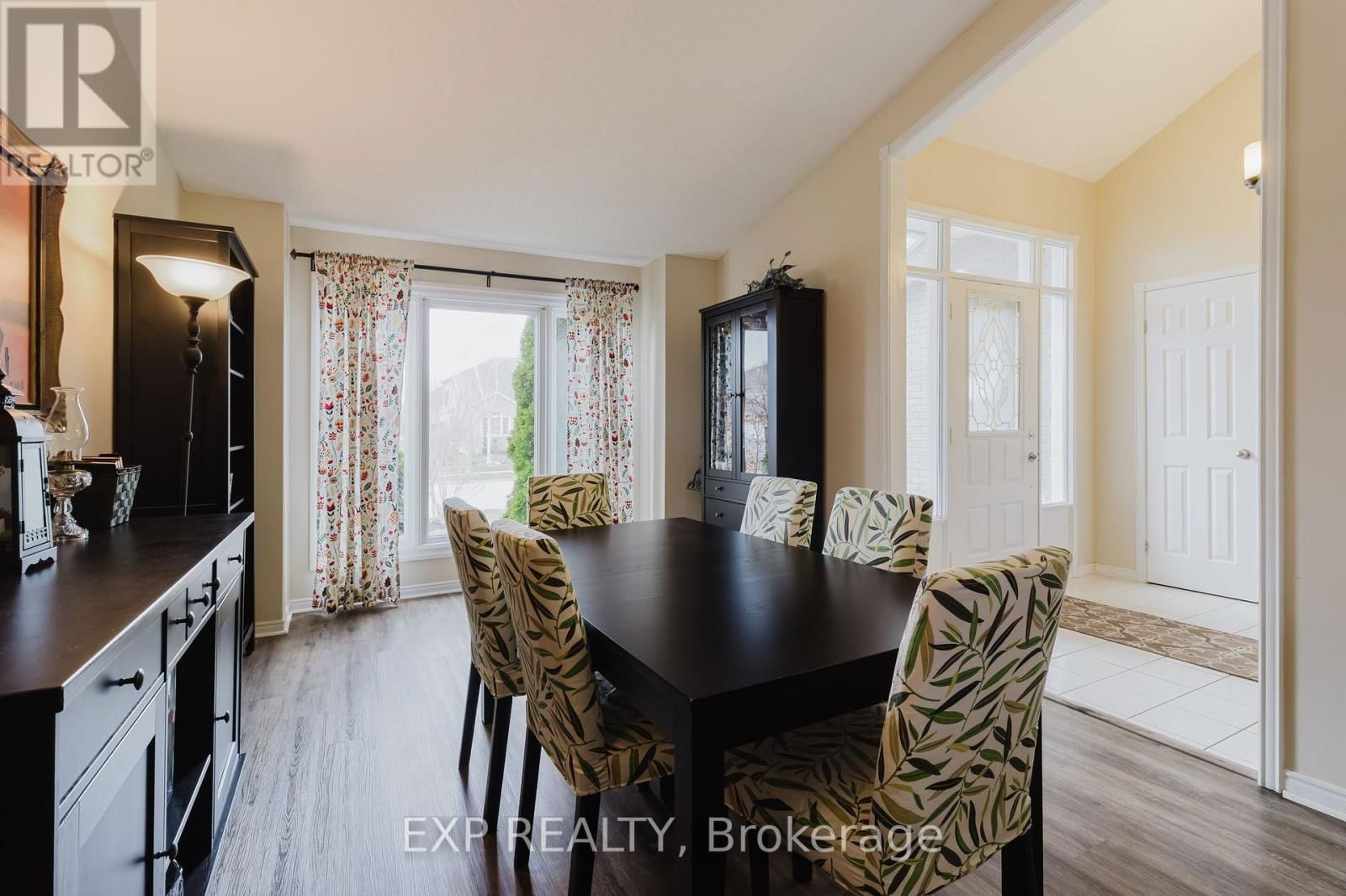 37 SPRINGGARDEN CRESCENT Image 11