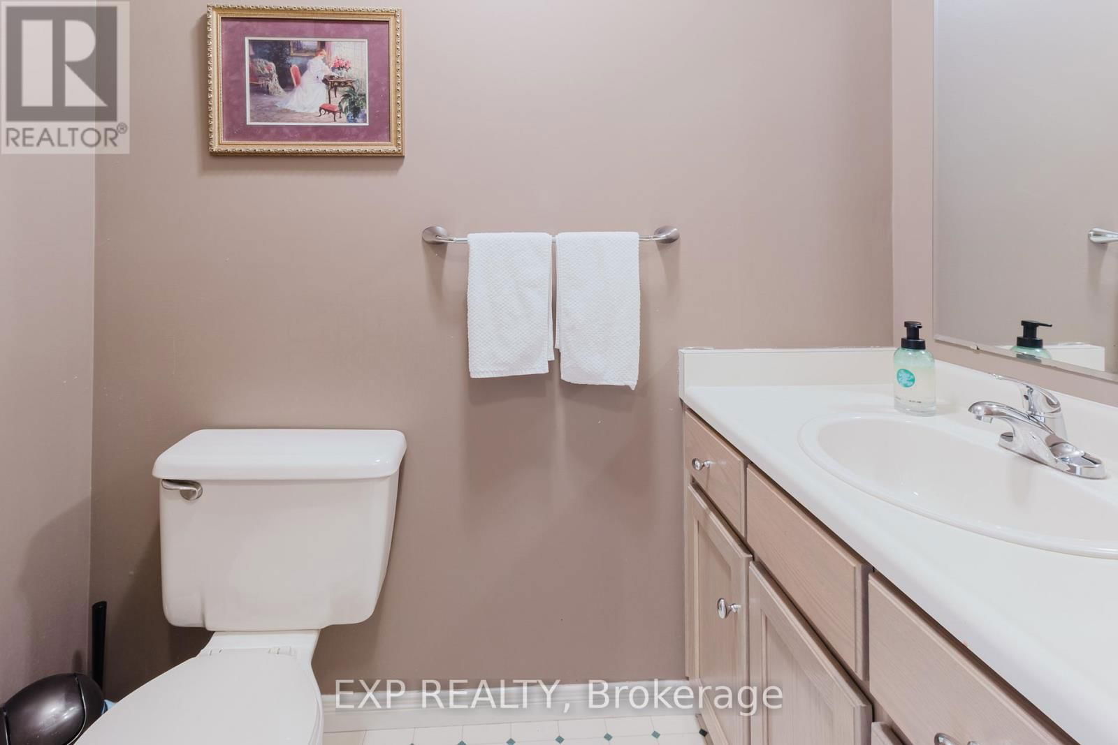 37 SPRINGGARDEN CRESCENT Image 21