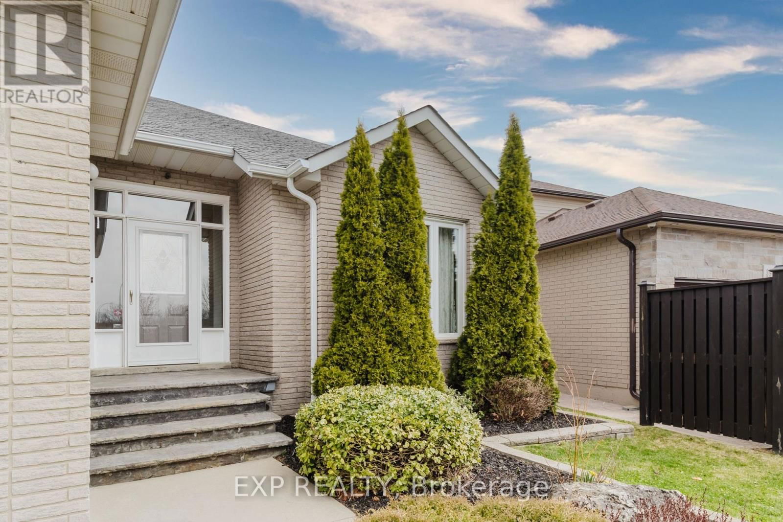 37 SPRINGGARDEN CRESCENT Image 3