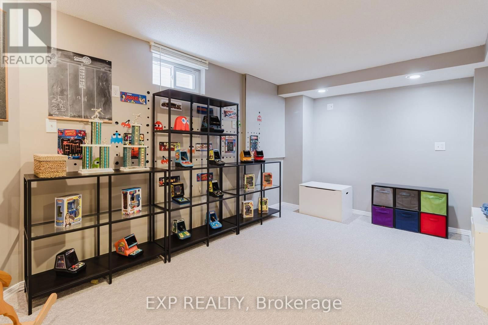 37 SPRINGGARDEN CRESCENT Image 42