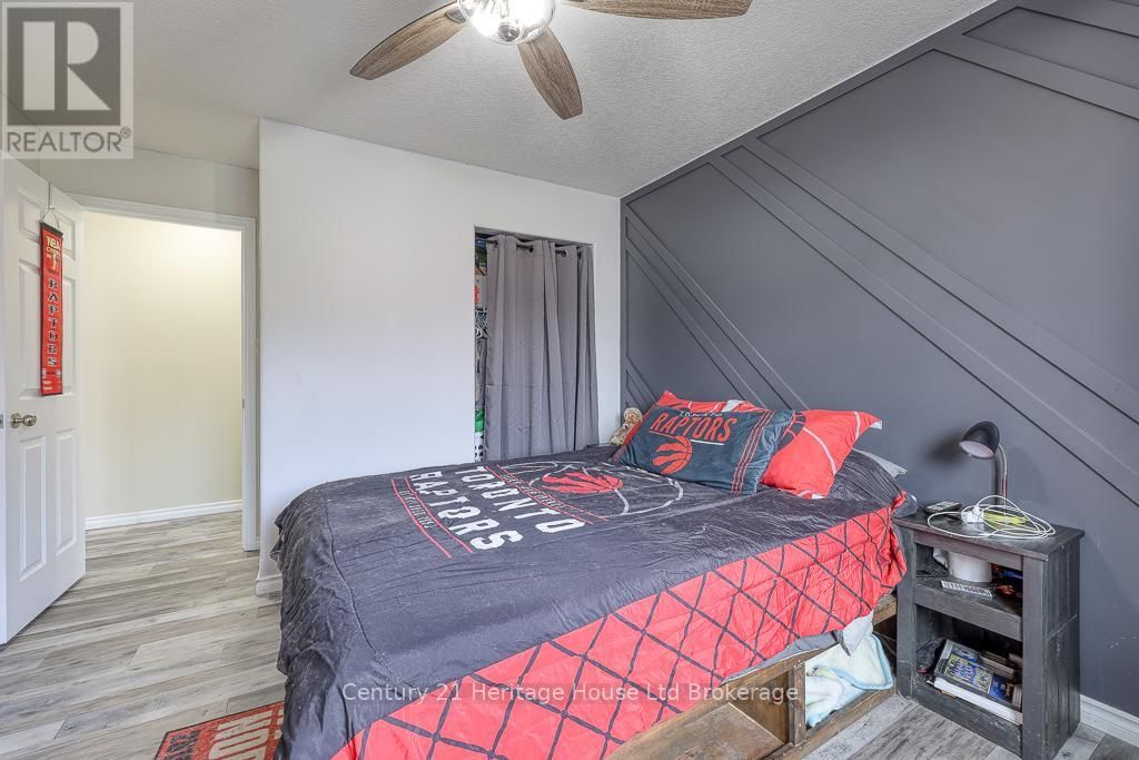 1079 MARQUETTE DRIVE Image 19