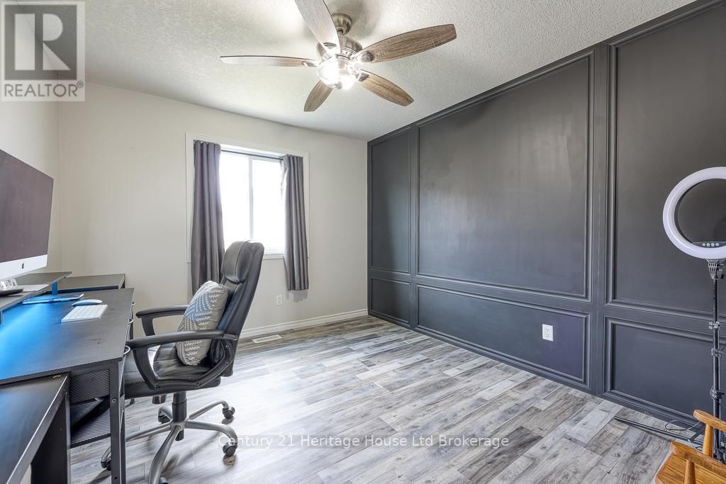 1079 MARQUETTE DRIVE Image 20