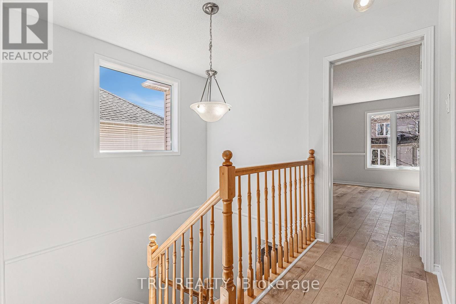 71 APPLEDALE DRIVE Image 14