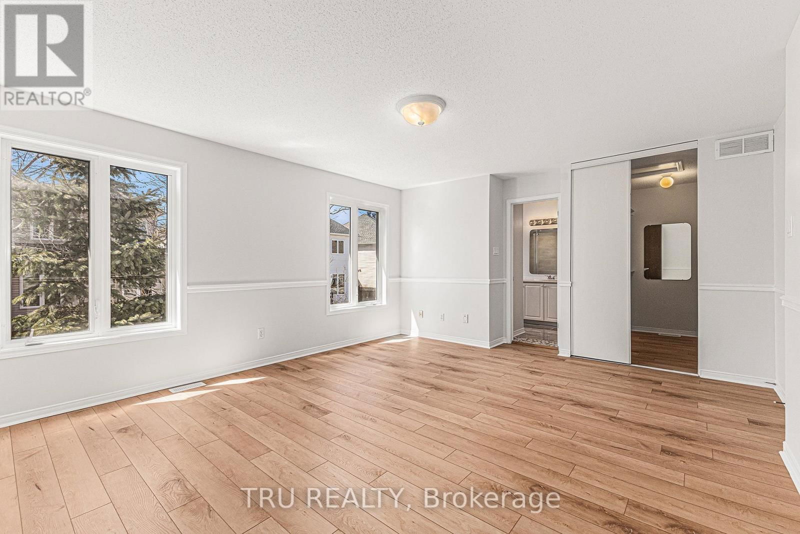 71 APPLEDALE DRIVE Image 15