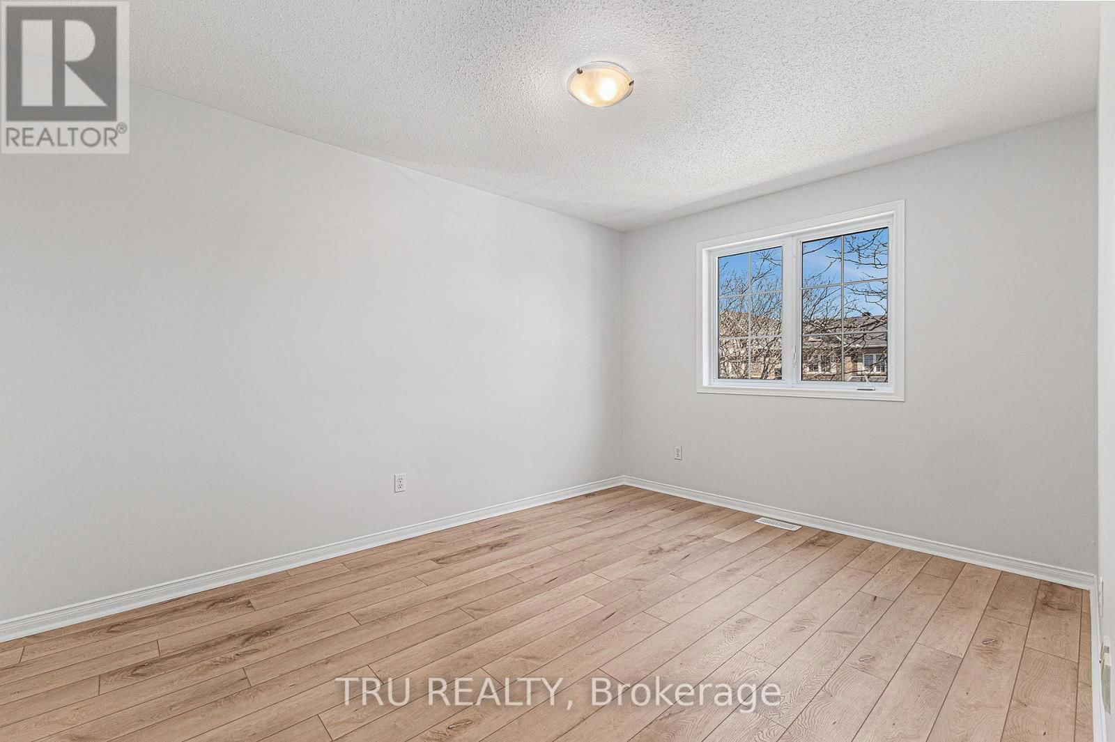 71 APPLEDALE DRIVE Image 19
