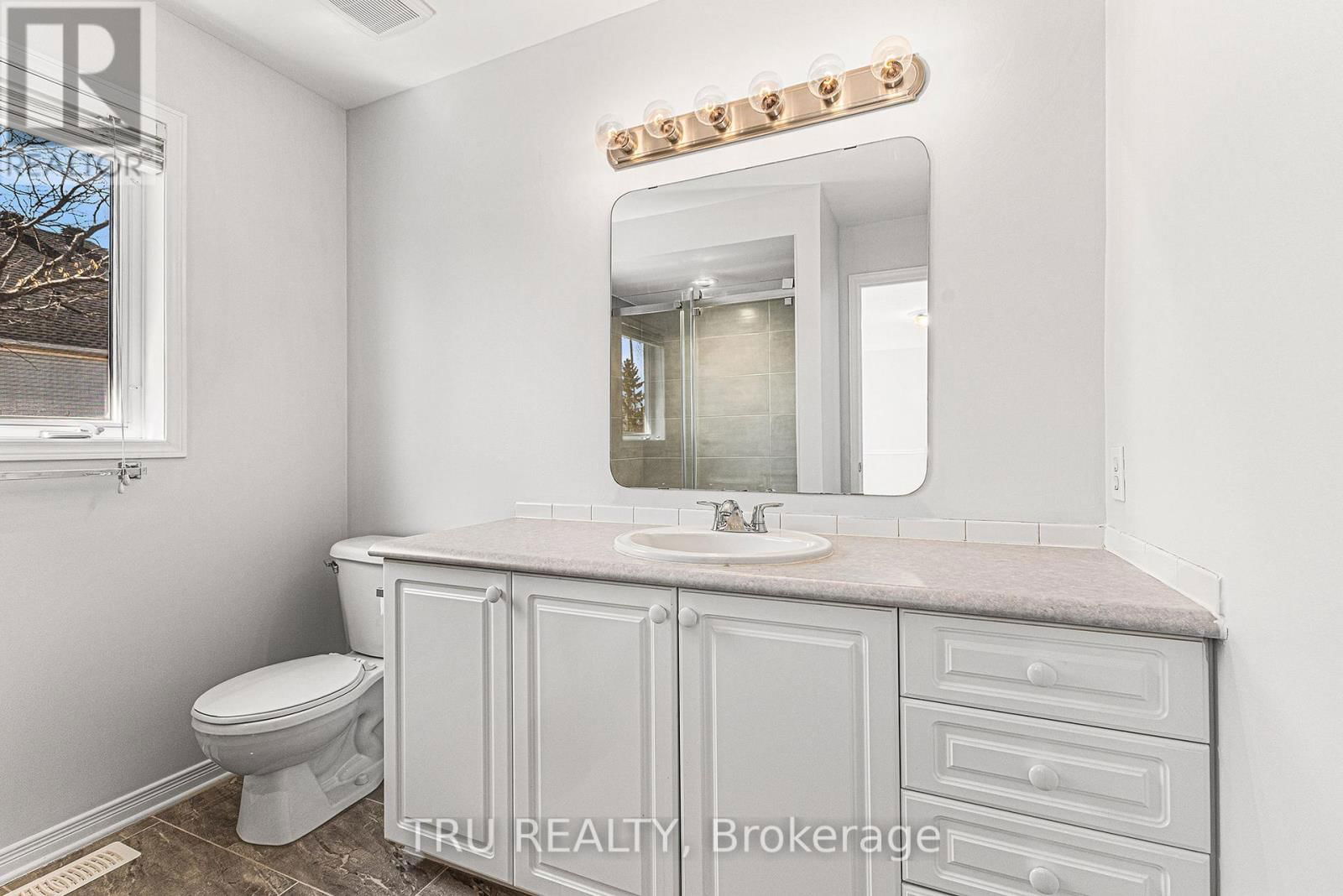 71 APPLEDALE DRIVE Image 21