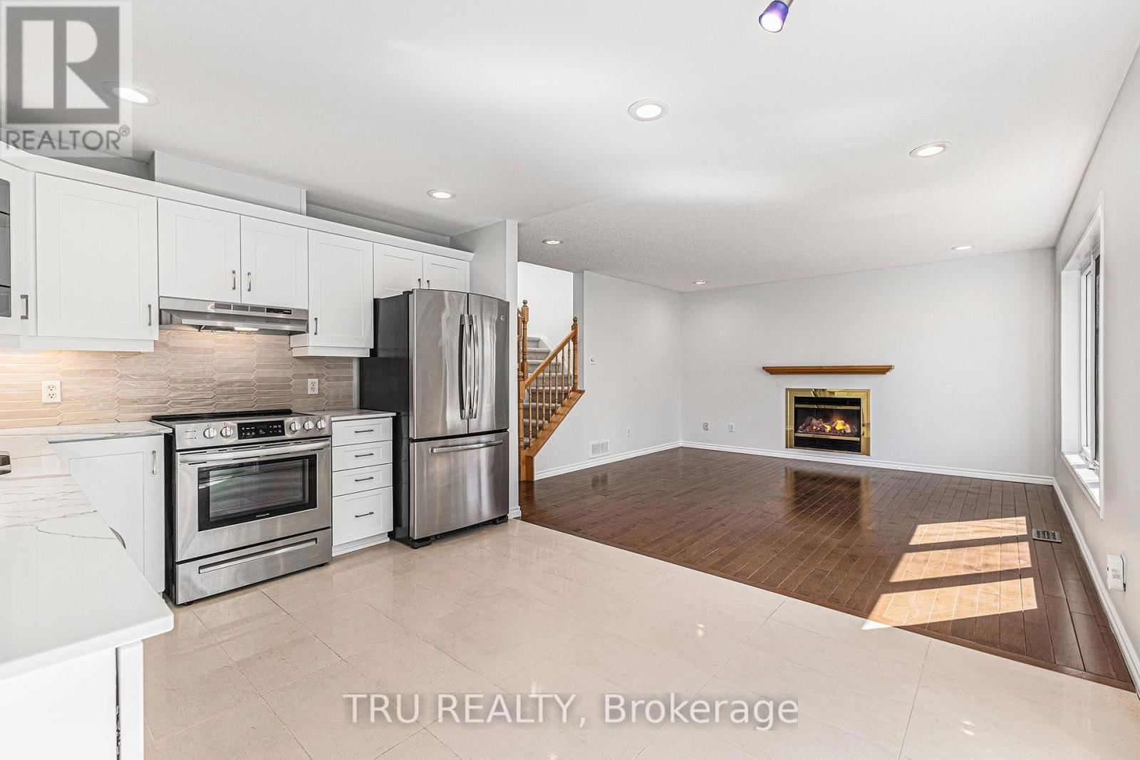71 APPLEDALE DRIVE Image 9