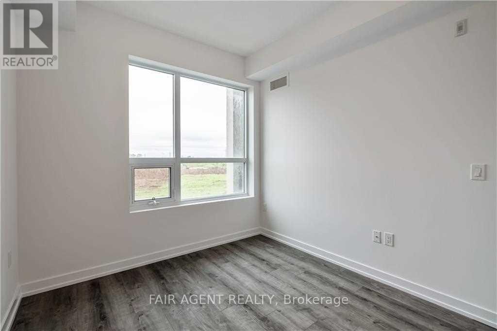 250 - 5055 GREENLANE ROAD Image 7