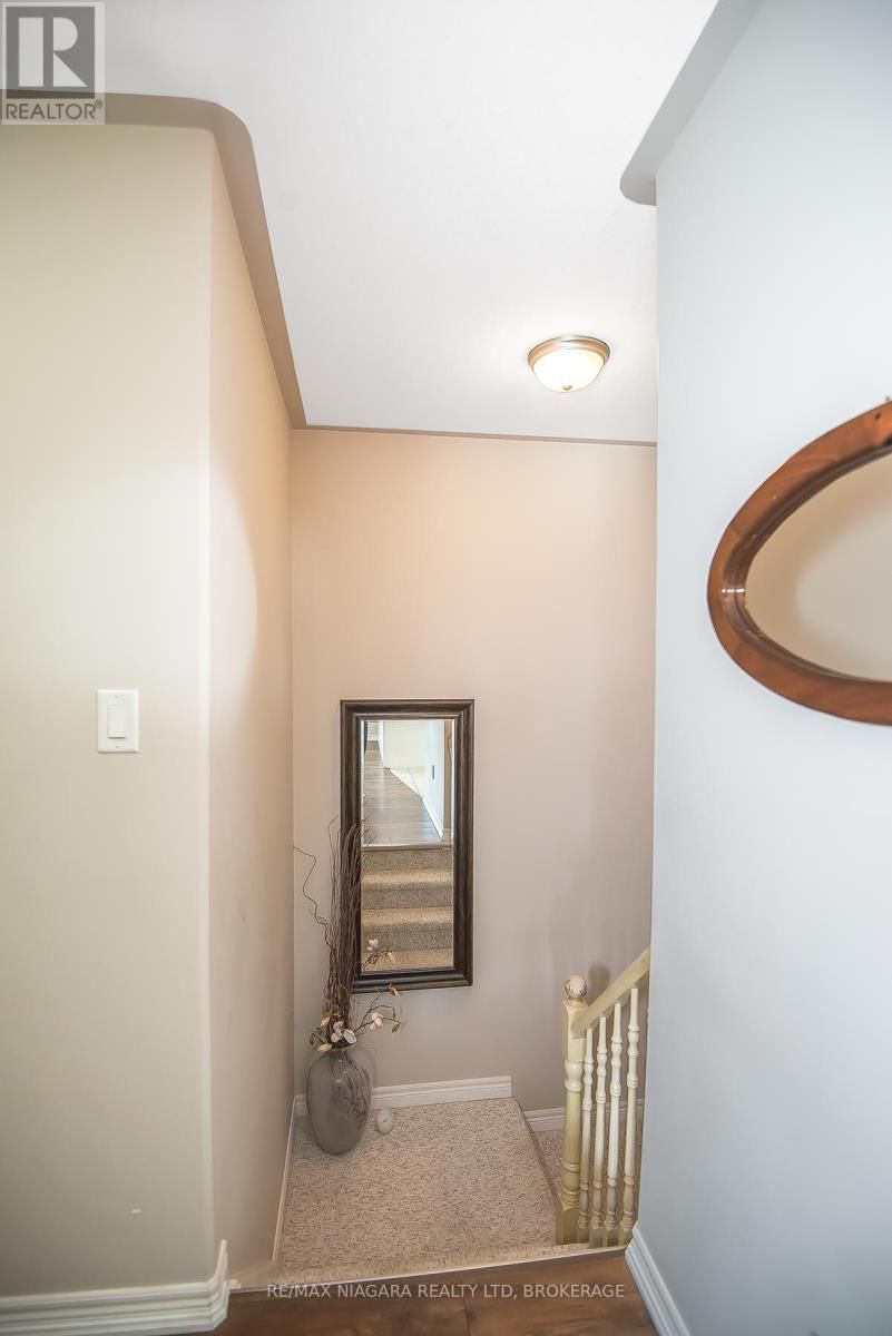 67 BRIDGEWATER COURT Image 30