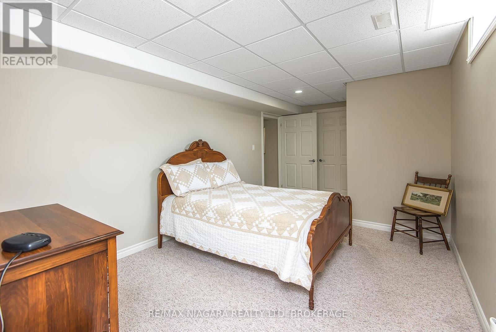 67 BRIDGEWATER COURT Image 36