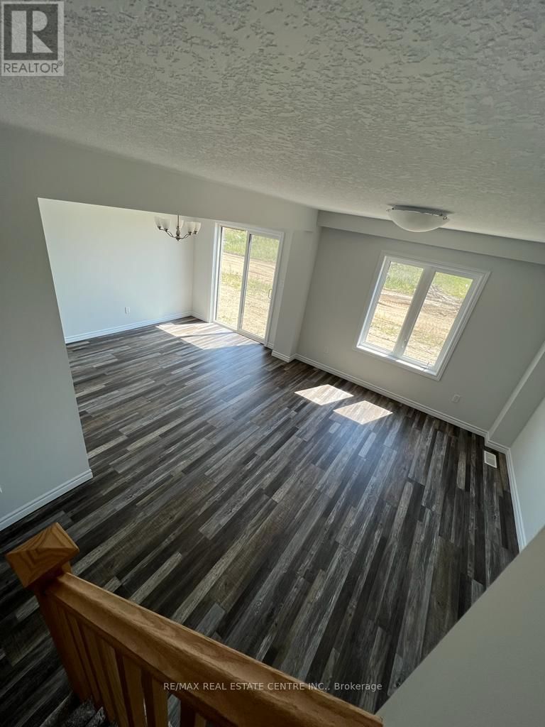 322 BRADSHAW DRIVE Image 1