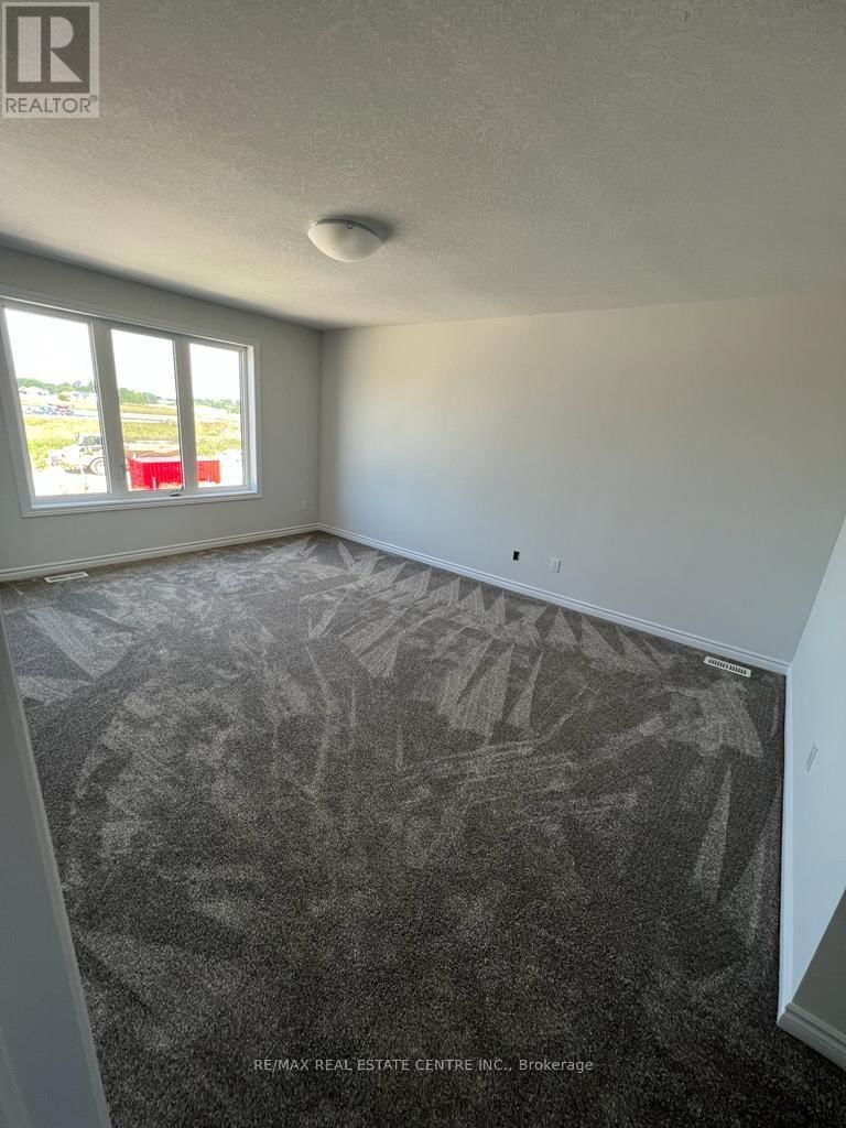 322 BRADSHAW DRIVE Image 16