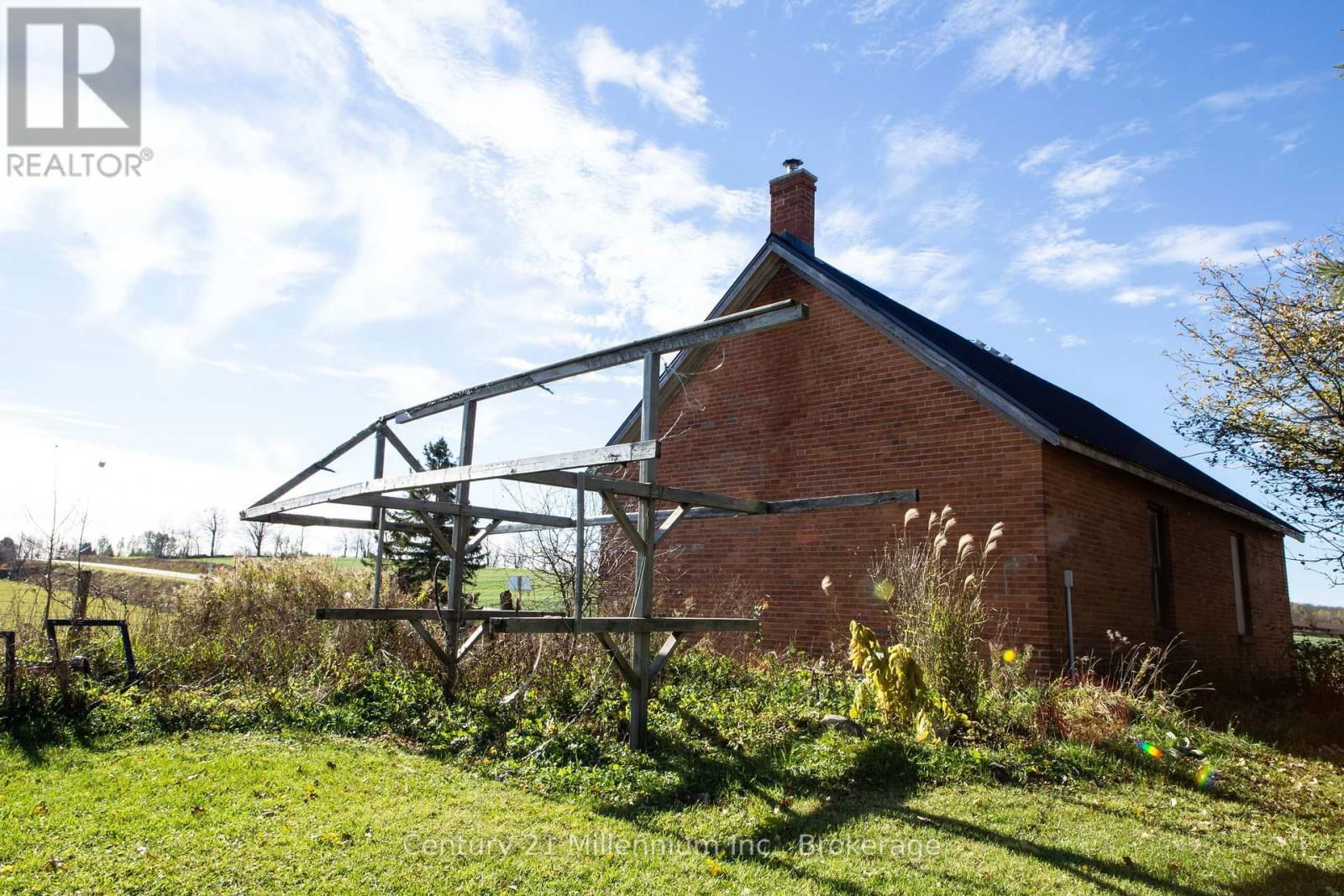 725292 12 GREY ROAD Image 32