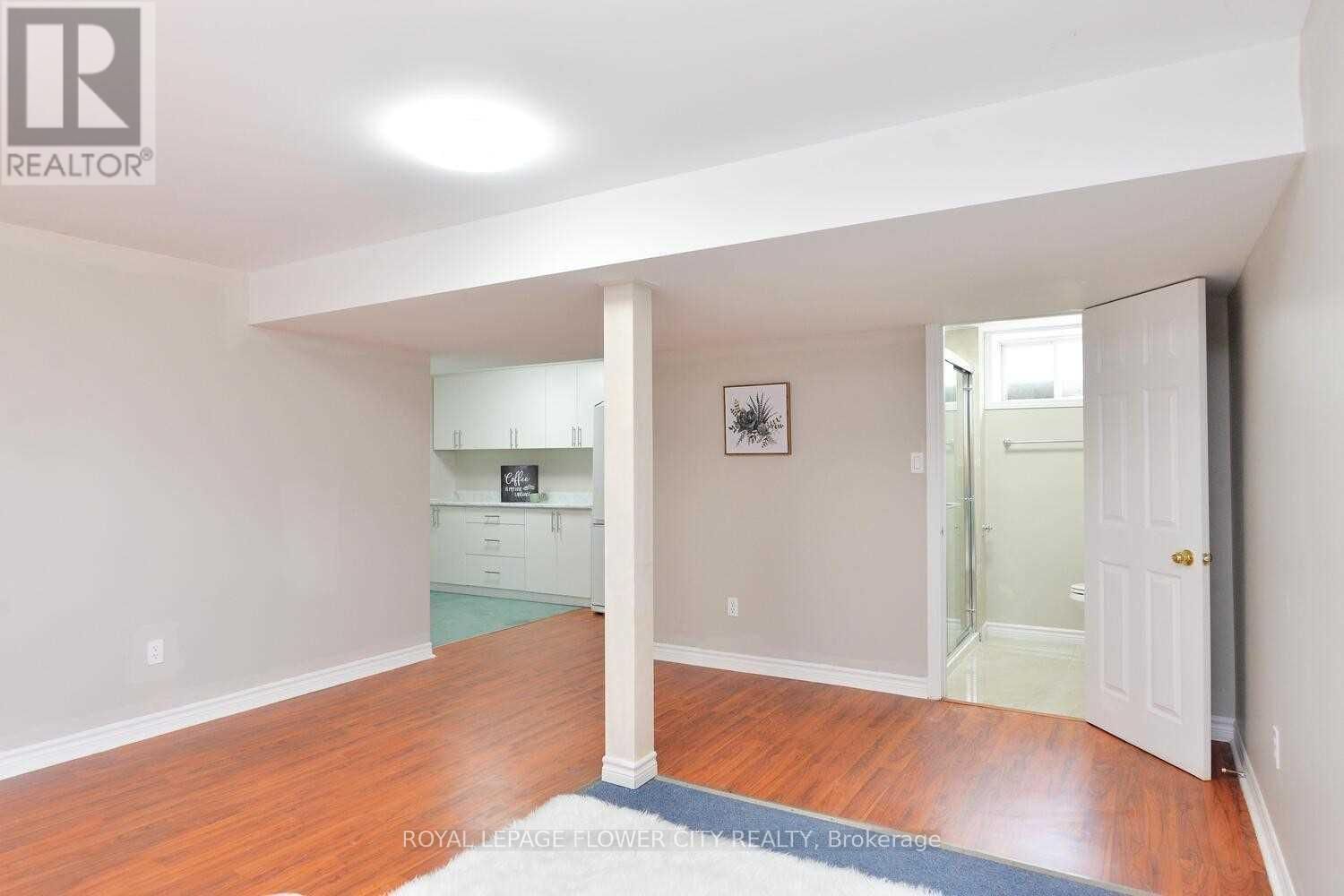 795 STONE ROAD EAST Image 32