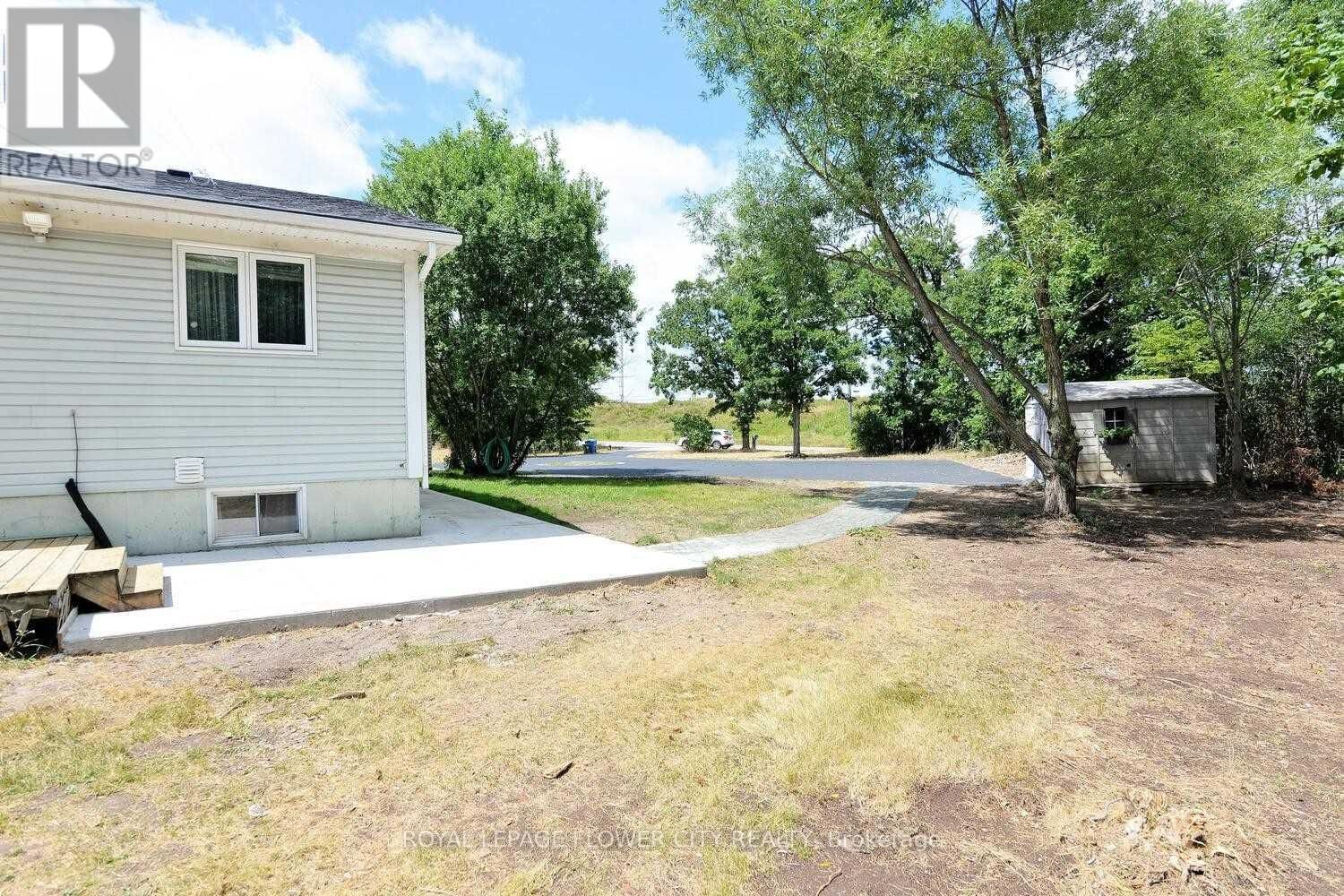 795 STONE ROAD EAST Image 38