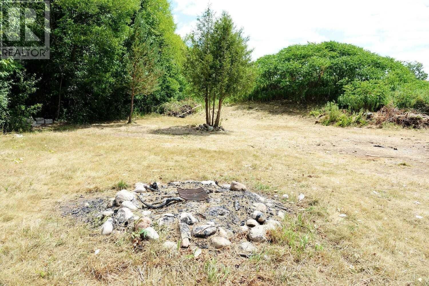 795 STONE ROAD EAST Image 39