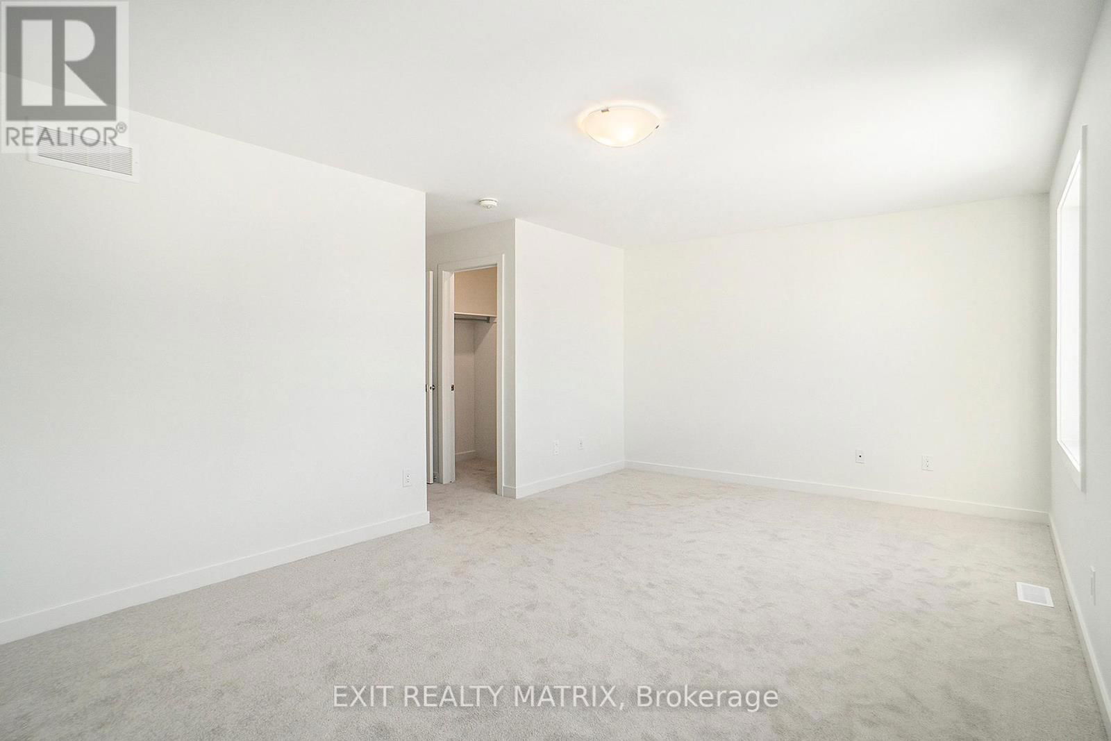 951 COLOGNE STREET Image 17